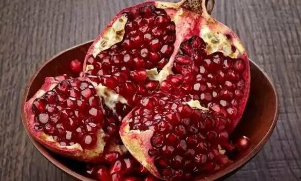 小石榴吃生瓜还是熟瓜,探索美味与健康的奥秘