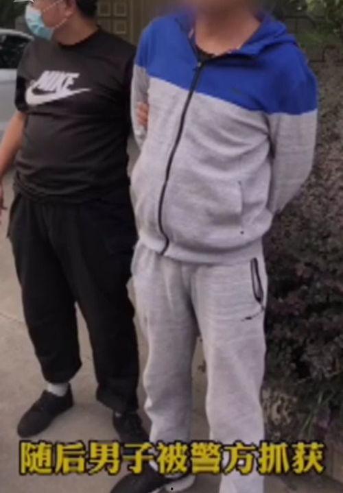 小偷抓捕吃瓜视频,小偷被抓捕瞬间，围观群众拍手称快