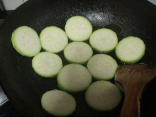 山药跟角瓜可以一起吃吗